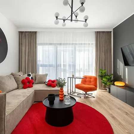Stylish With Underground Parking And A Perfect Location By Renters شقة *